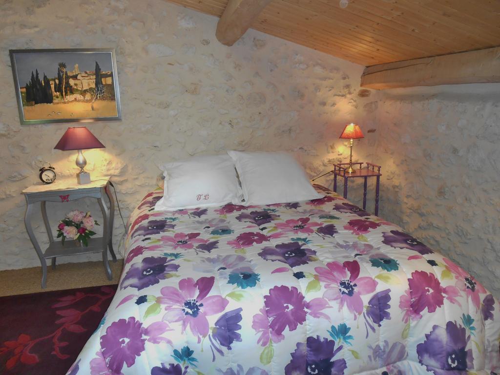 Bed and Breakfast Le Colombier Вильнёв-сюр-Ло Экстерьер фото