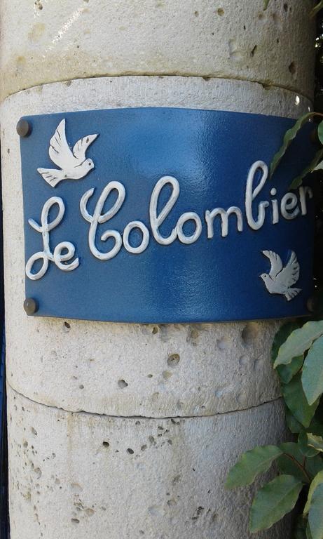 Bed and Breakfast Le Colombier Вильнёв-сюр-Ло Экстерьер фото